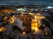 Woudrichem in de sneeuw van VVV Biesboschlinie